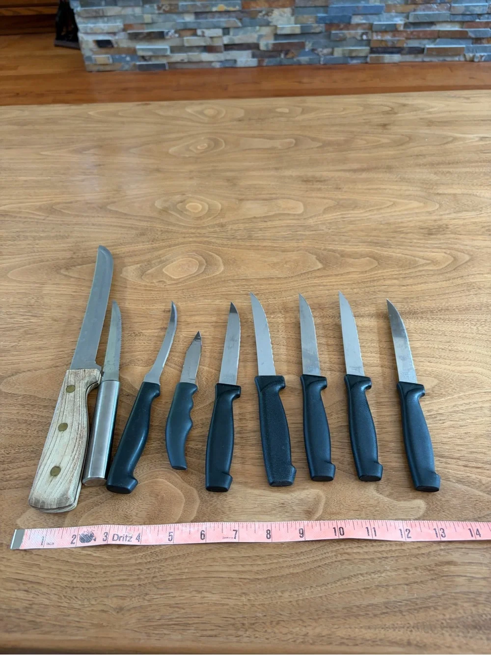 9 knives